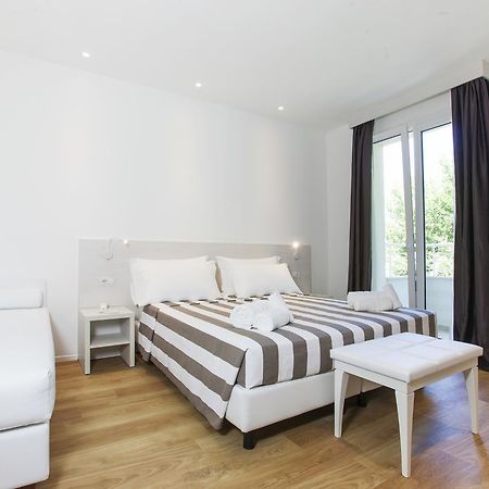 Hotel Houston Suites Rimini Eksteriør billede