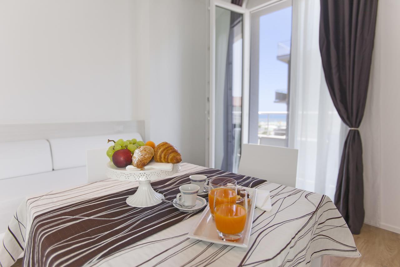 Hotel Houston Suites Rimini Eksteriør billede