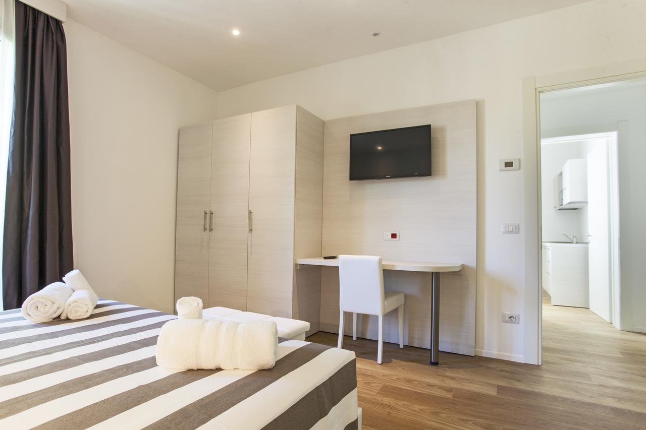 Hotel Houston Suites Rimini Eksteriør billede