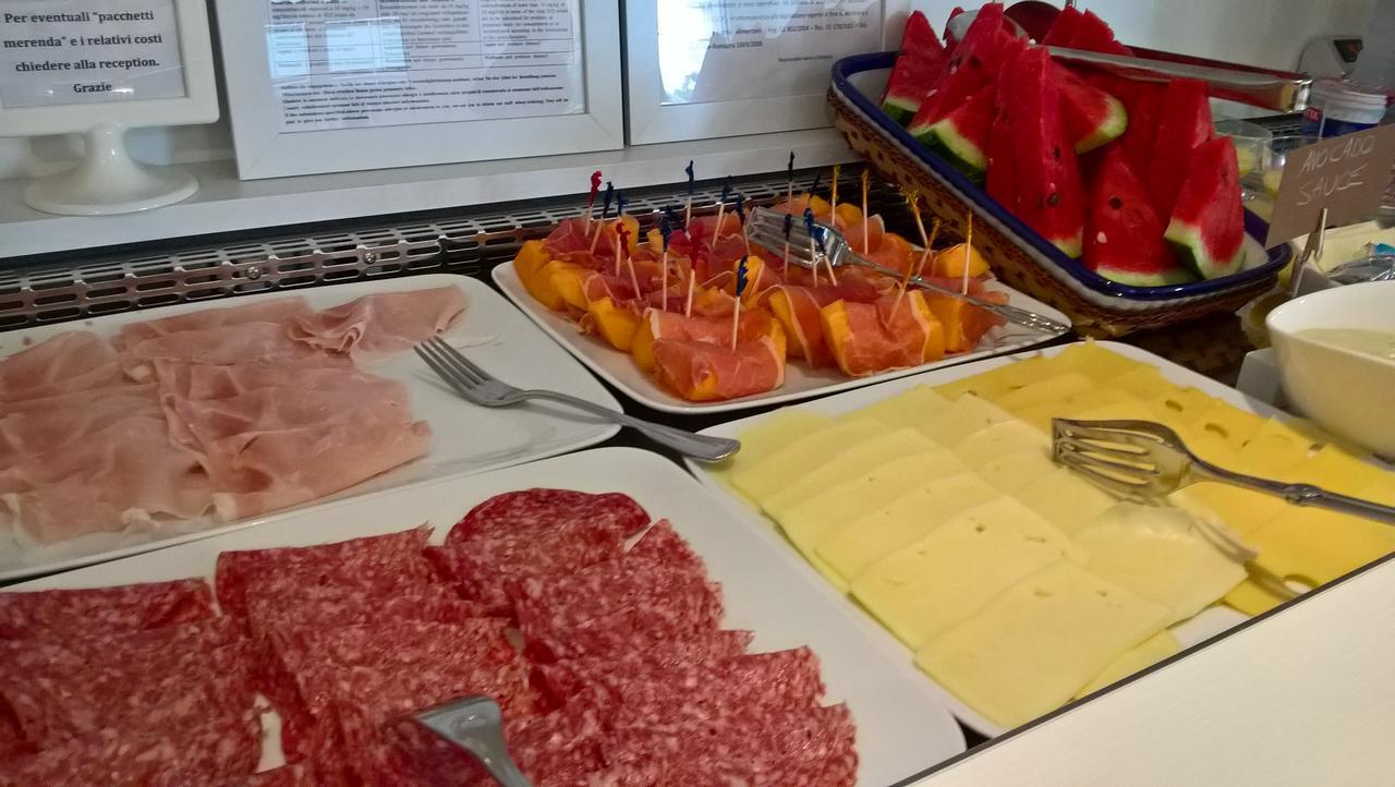 Hotel Houston Suites Rimini Eksteriør billede